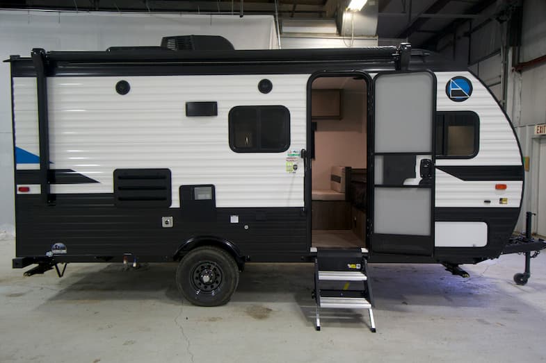 7 Awesome Small Travel Trailers with Bunk Beds 5